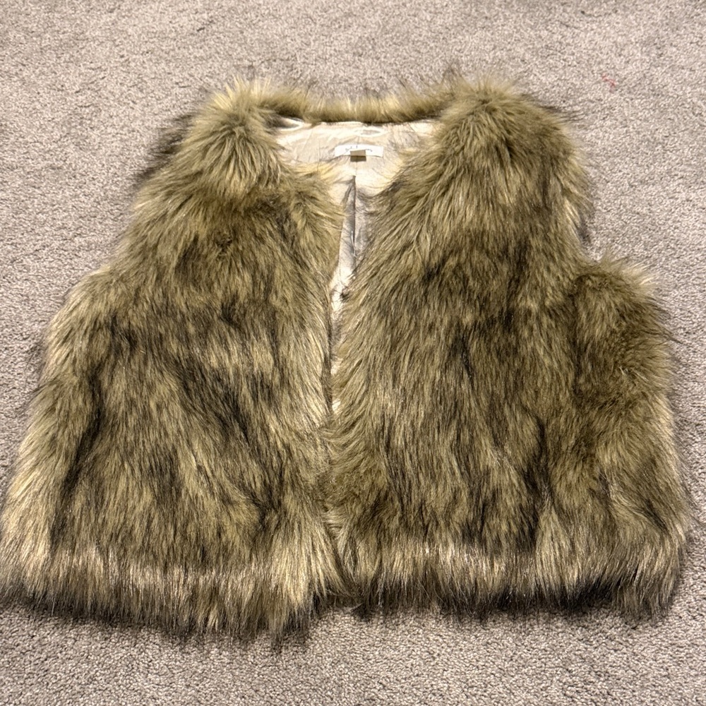 Stylish Faux Fur Vest
